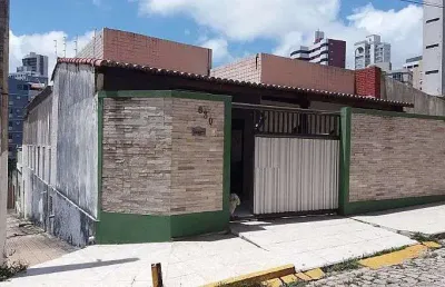 Casa com 3 quartos à venda no Petrópolis, Natal 