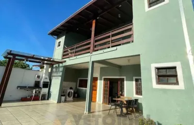 Casa com 3 quartos à venda na Rua Getúlio Vargas, 2340, Poiares, Caraguatatuba