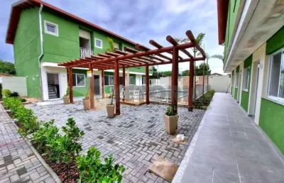 Casa em condomínio fechado com 2 quartos à venda na Rua Dois, 13, Recanto Som do Mar, Caraguatatuba