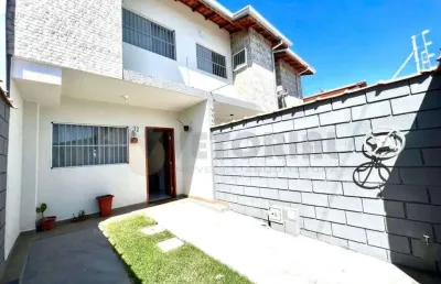 Casa em condomínio fechado com 2 quartos à venda na Rua Sady Gomes de Almeida, 1, Pontal de Santa Marina, Caraguatatuba
