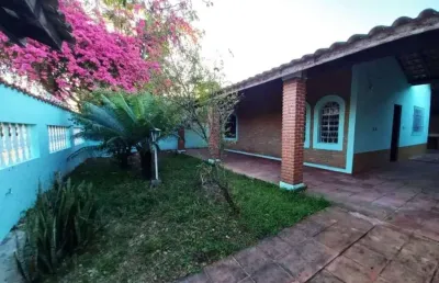 Casa com 3 quartos à venda na Rua Vicente Leporace, 123, Indaiá, Caraguatatuba