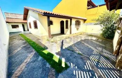 Casa com 3 quartos à venda na Rua Irineu Evangelista de Souza, 12, Praia das Palmeiras, Caraguatatuba