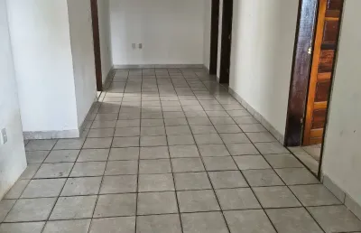 Apartamento com 3 quartos para alugar na Rua Vitorino Alves Moitinho Castelo Branco, S/n, Castelo Branco, Salvador