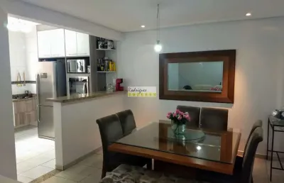 Sobrado em cond. com 3 dorms, 2 vgs, vila valença, são vicente