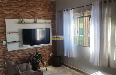 Sobrep alta com 2 dormit, suíte, uma quadra da frei gaspar