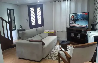 Sobrado com 2 dorms, vila mathias, santos - r$ 750 mil