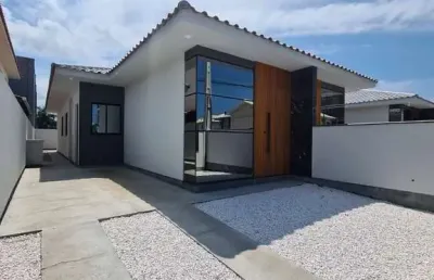 Casa alto padrão com 03 quartos (sendo 1 suíte) bairro nova palhoça