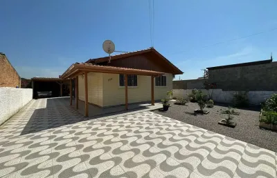 Casa de praia com piscina - praia do pontal em palhoça/sc