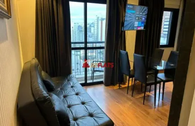 Flat com 1 quarto para alugar na Avenida Lavandisca, 365, Moema, São Paulo