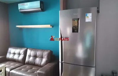 Flat com 1 quarto para alugar na Avenida Lavandisca, 365, Moema, São Paulo