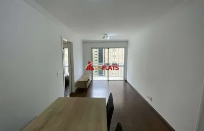 Flat com 1 quarto para alugar na Rua Juquis, 391, Moema, São Paulo