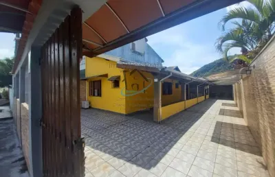 Casa para venda em caraguatatuba, sumaré, 5 dormitórios, 1 suíte, 3 banheiros, 4 vagas