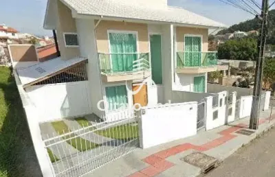 Casa com 2 quartos à venda na Rua Viseu, 10, Forquilhas, São José