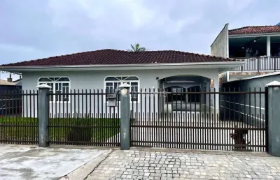 Casa com 3 quartos à venda na Rua Anazário Felício, 41, Iririú, Joinville