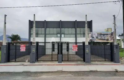 Casa com 2 quartos à venda na Rua Dolores Schneider, 311, Vila Nova, Joinville