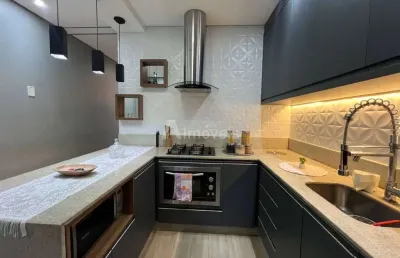 Seu cantinho perfeito em rua tranquila: 2 quartos e 2 vagas!