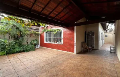 Casa com 3 dormitórios à venda, 185 m² por r$ 690.000 - ocian - praia grande/sp