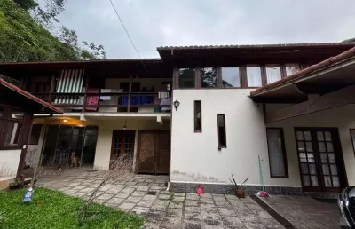 Casa em condomínio fechado com 4 quartos à venda na Rua Alfredo Souza, Carlos Guinle, Teresópolis