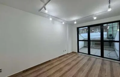 Sala comercial à venda na Rua Doutor José Mendonça Clark, Várzea, Teresópolis