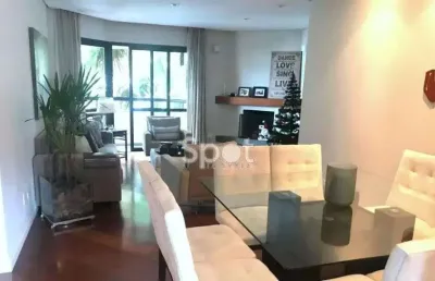 Apartamento com ótimos acabamentos e localização excelente!