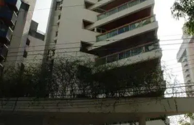 Espetacular cobertura duplex com vista maravilhosa no real parque.