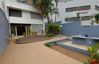 Casa comercial para alugar na Rua Deputado João Sussumu Hirata, --, Vila Andrade, São Paulo