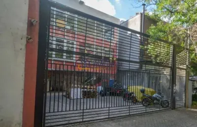 Excelente ponto comercial em vila andrade, 540m², 8 salas com 6 vagas para clientes.