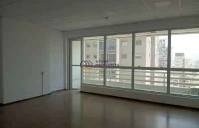 Sala comercial em localização privilegiada, andar alto!