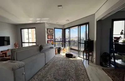 Apartamento com 3 quartos para alugar na Rua Doutor Oscar Monteiro de Barros, --, Morumbi, São Paulo