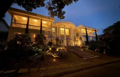 Casa em condomínio fechado com 4 quartos para alugar na Rua João Di Pietro, --, Jardim Leonor, São Paulo