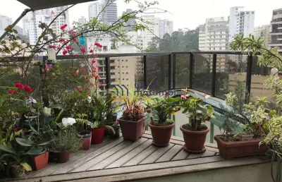 Lindo apartamento com piscina particular. excelente localização!