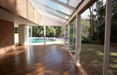 Excelente casa na chácara flora, com 1.300m² de área construída