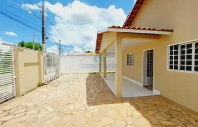 (venda) casa 02 quartos, terreno grande, com bom acabamento codigo: 97713