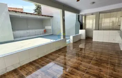 Linda casa com churrasqueira e garagem para alugar codigo: 138119