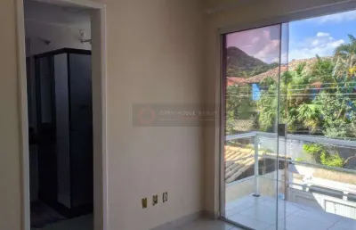 Open house vende casa duplex em itaipu, 2 suítes, varanda, com piscina e vaga. oportunidade!