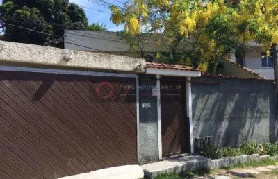 Open house. vende ótima casa  em são gonçalo, 3 quartos, cozinha em conceito aberto!!