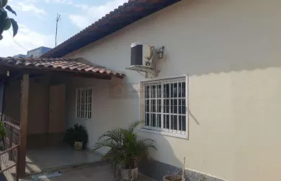 Open house vende ótima casa, toda em porcelanato 1 linha, 3 quartos, sendo 1 com suíte, centro sg