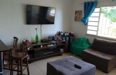 Casa com 2 quartos à venda na Rua Expedicionário Carlos Coco, Jardim Alcântara, São Gonçalo