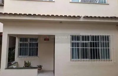 Casa em condomínio fechado com 3 quartos à venda na Rua Paul Leroux, Paraíso, São Gonçalo