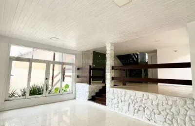 Casa com 7 quartos à venda na Rua Periraz, Camboinhas, Niterói