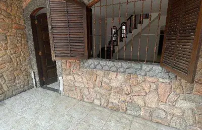 Casa com 3 quartos à venda na Rua Coronel Rodrigo de Carvalho, 200, Mutuá, São Gonçalo