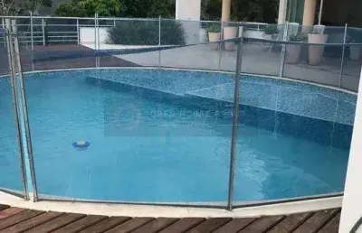 Open house vende casa com 4 suítes e 5 vagas condomínio camboatá