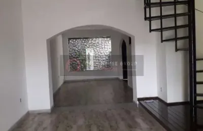 Open house vende - casa toda reformada com área gourmet no centro de são gonçalo