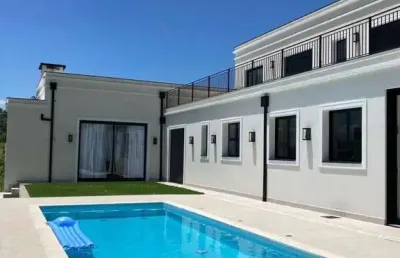 Casa em condomínio fechado com 4 quartos à venda na Rodovia Romildo Prado, 9, Bairro Itapema, Itatiba