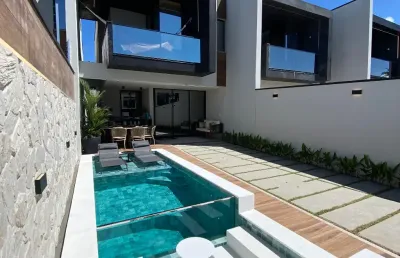 Eusébio - duplex nova em rua privativa . 144m2 de puro requinte