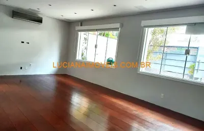 Casa com 3 quartos à venda na Rua Montevidéu, Bela Aliança, São Paulo