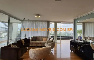 Excelente cobertura duplex de 419 m² no alto da lapa