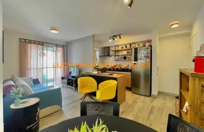 Apartamento com 2 quartos para alugar na Rua Camburiú, 437, Vila Ipojuca, São Paulo