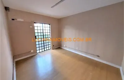 Casa comercial com 6 salas para alugar na Rua Apiacás, Perdizes, São Paulo