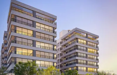 Apartamento com 2 quartos à venda na rua doutor constâncio krummel, 1795, praia comprida, são josé, 85 m2 por r$ 1.070.000